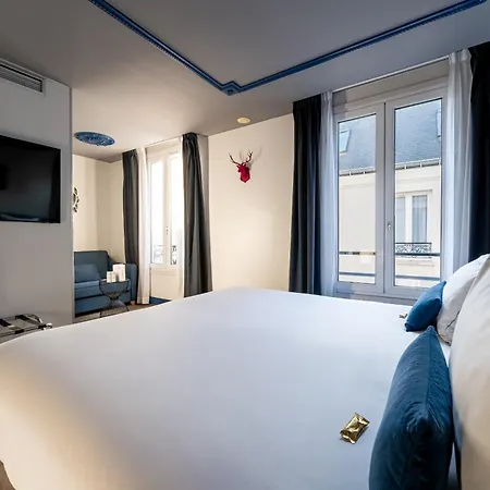 Mademoiselle Hotel Parigi