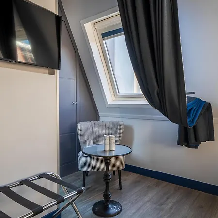 Mademoiselle Hotel Parigi