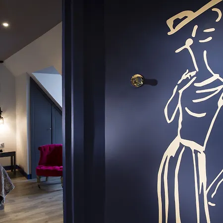 Mademoiselle Hotel