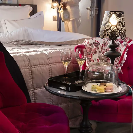Hotel Mademoiselle 4*