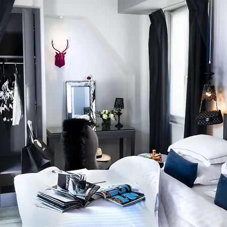 Mademoiselle Hotel Paris