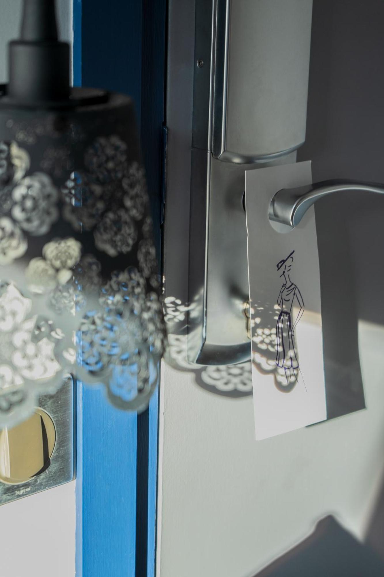 Mademoiselle Hotel Paris