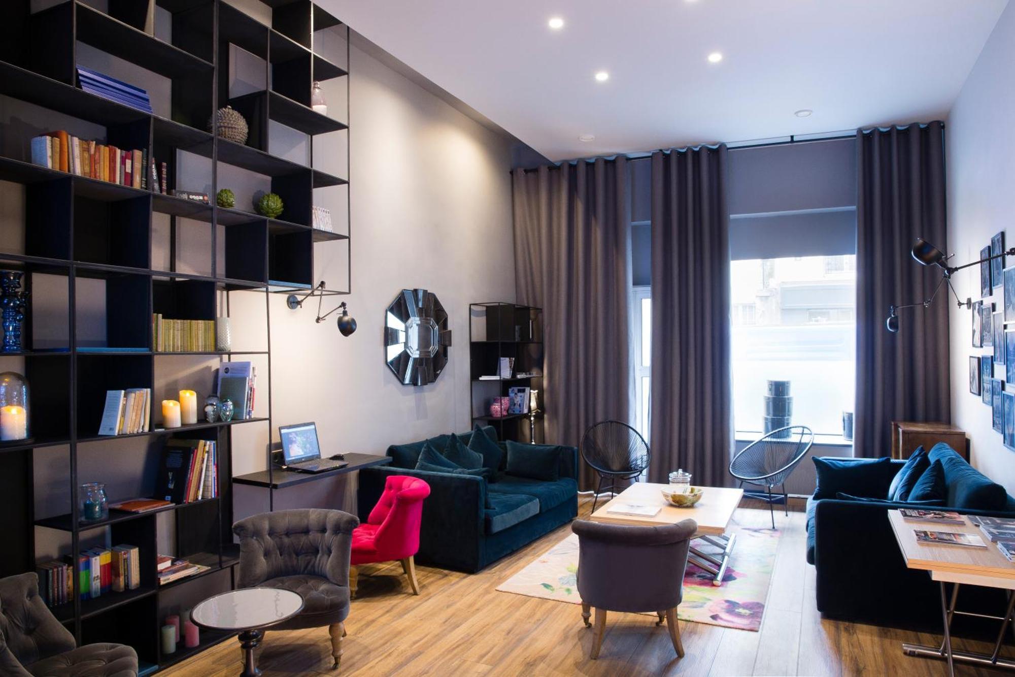 Mademoiselle Hotel